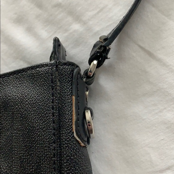 Michael Kors Jet Set Travel Messenger Bag - Picture 11 of 15